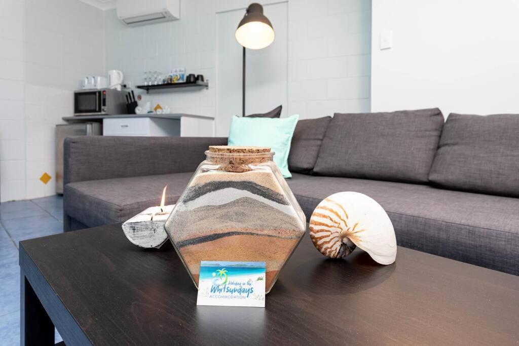 Airlie Sun & Sand Motel Accommodation #4 Airlie Beach Exterior foto